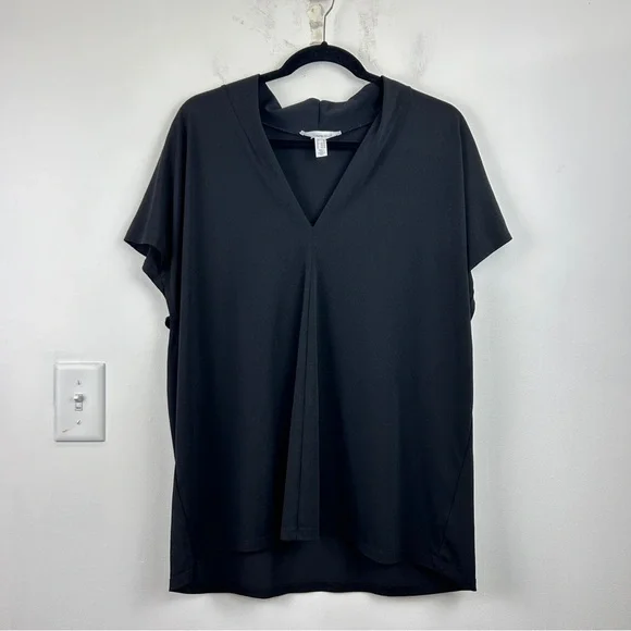 Addition Elle Black V-Neck Draped Short Sleeve Top - Picture 2 of 5